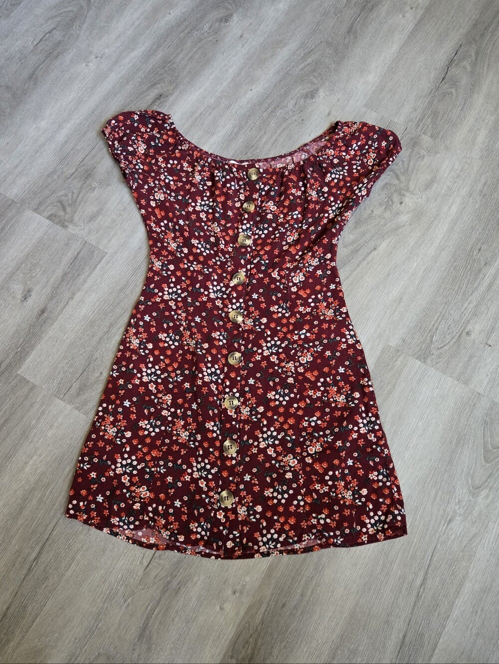 Sky and Sparrow Burgundy Floral Button-Front Mini Dress